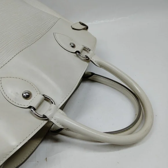 Louis Vuitton Tote Passi GM - Picture 4 of 9